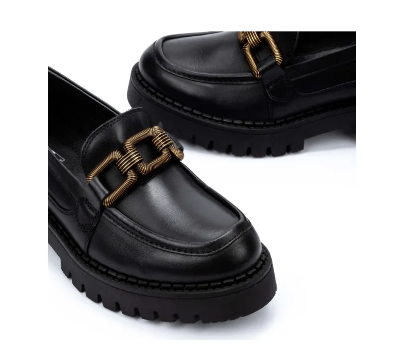 Women's Pikolinos Aviles Loafer Color: Black