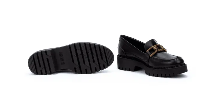 Women's Pikolinos Aviles Loafer Color: Black